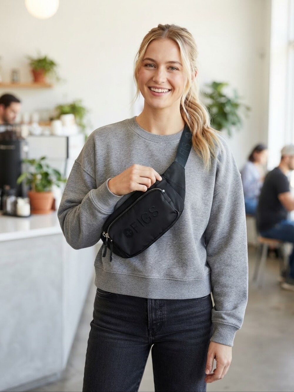 FIGS Black Technical Belt Bag Fanny Pack Everyday Carry